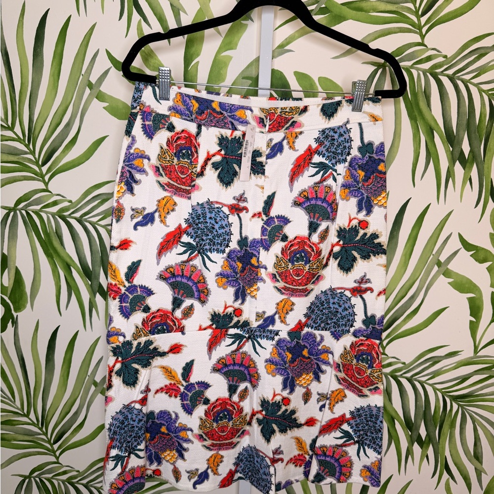 J. Crew Enbroidered Floral Pencil Skirt NWT size 8 statement skirt Ivory/ Multic